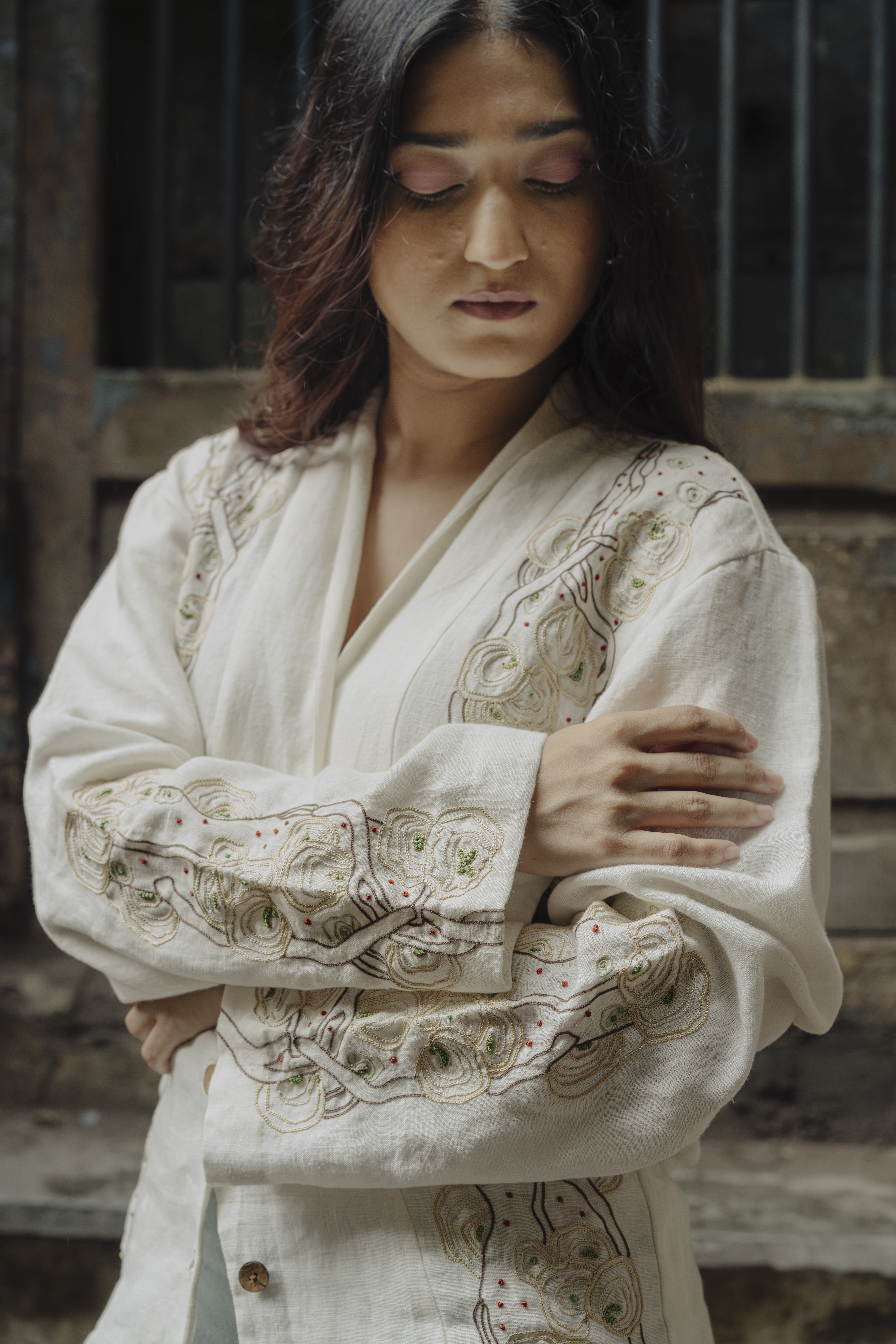 Off-white Embroidered Long Shirt 2