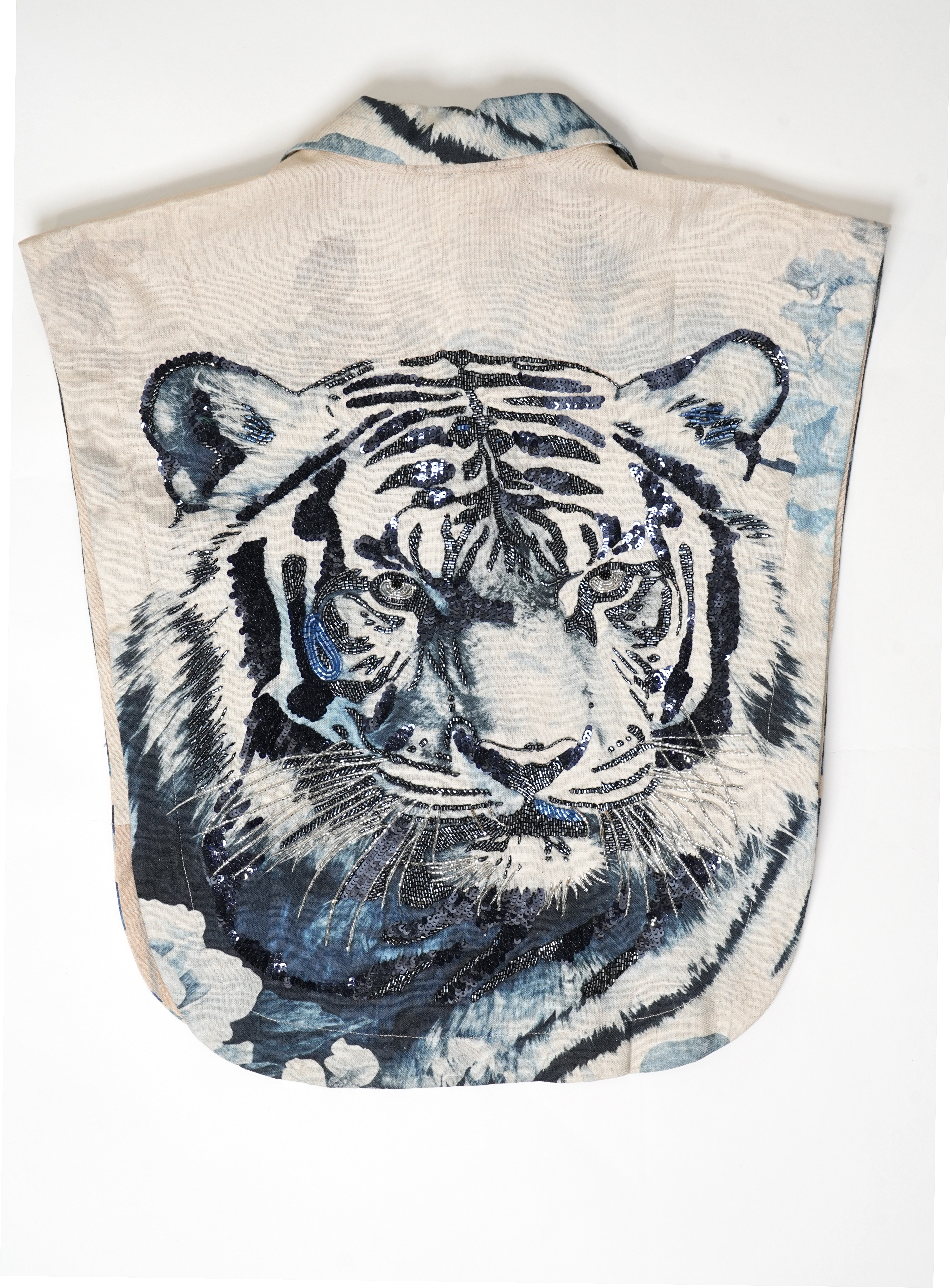 Tiger Embroidered Crop Shirt - cloth image 2