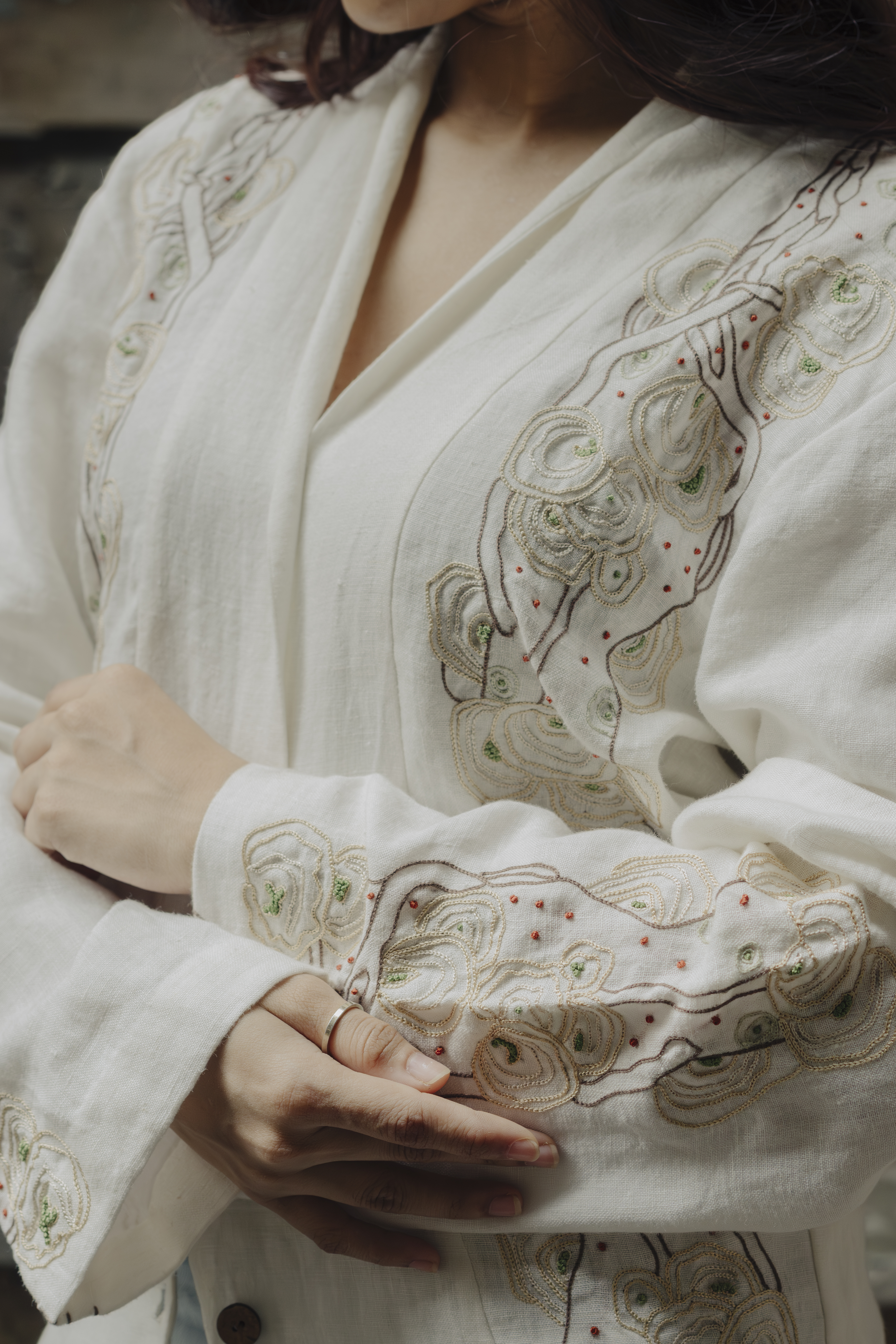 Off-white Embroidered Long Shirt 4